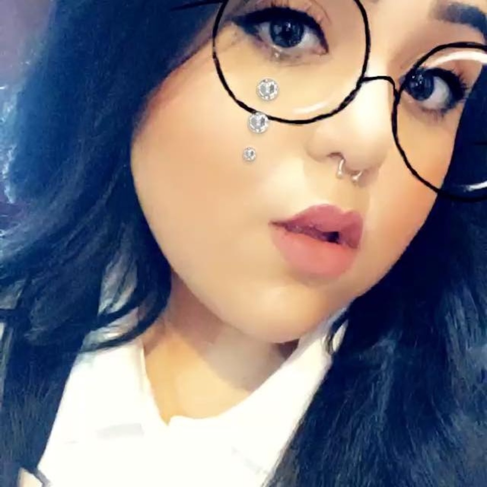 Meet your Posher, Kayy